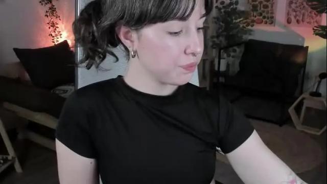 Image 11 of umekomisa Stream on Chaturbate on 3 months ago