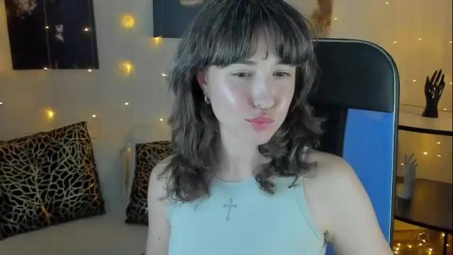 Image 4 of umekomisa Stream on Chaturbate on 3 months ago