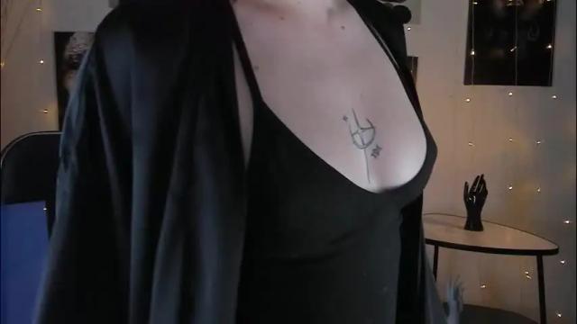 Image 8 of umekomisa Stream on Chaturbate on 3 months ago