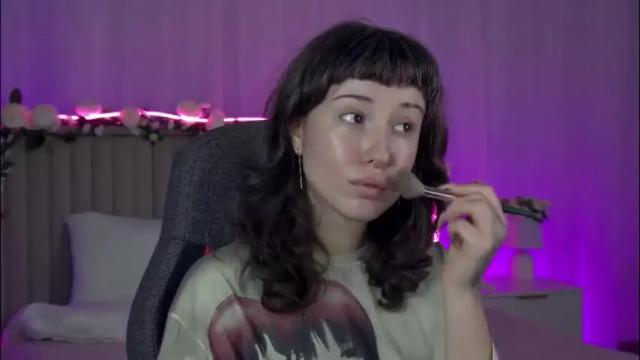 Image 2 of umekomisa Stream on Chaturbate on 2 months ago