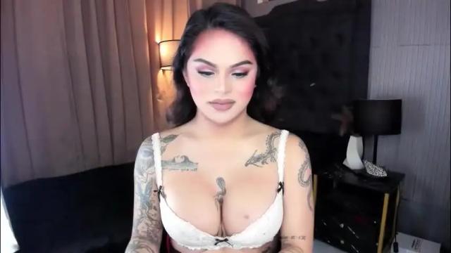 Image 2 of unbotheredprincess Stream on Chaturbate on 1 month ago