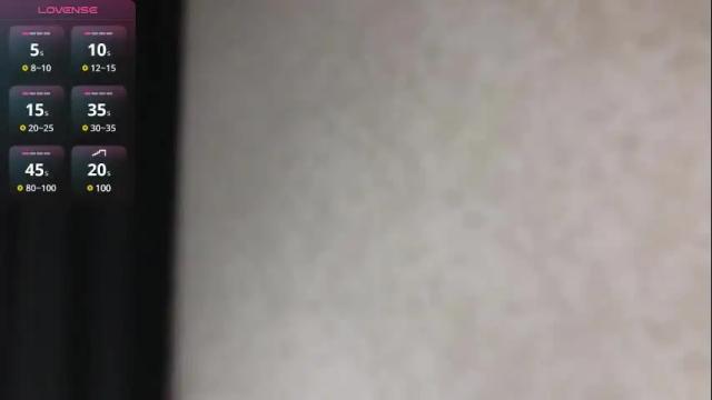 Image 8 of unearthly_julia Stream on Chaturbate on 1 month ago
