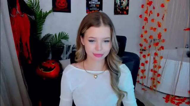 Image 10 of unforgettablalice Stream on Chaturbate on 2 months ago