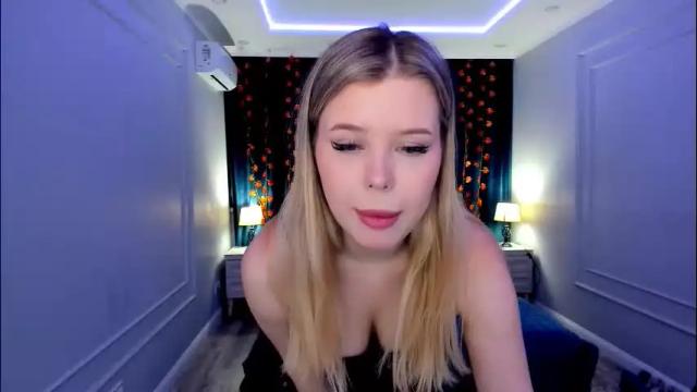 Image 10 of unforgettablalice Stream on Chaturbate on 2 months ago