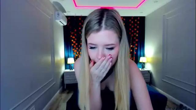 Image 3 of unforgettablalice Stream on Chaturbate on 2 months ago