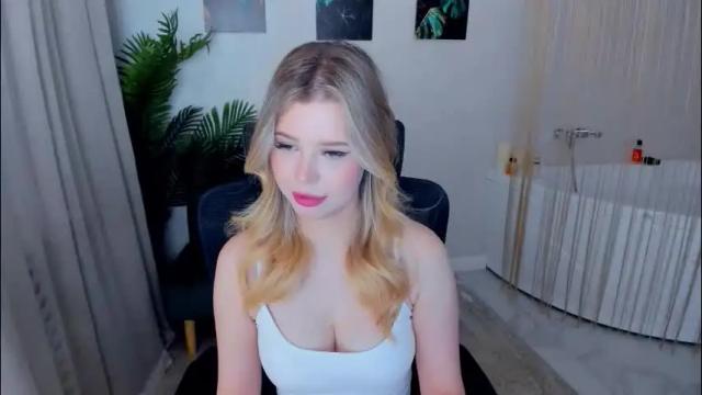 Image 7 of unforgettablalice Stream on Chaturbate on 1 month ago