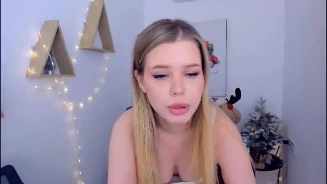 Image 11 of unforgettablalice Stream on Chaturbate on 25 days ago