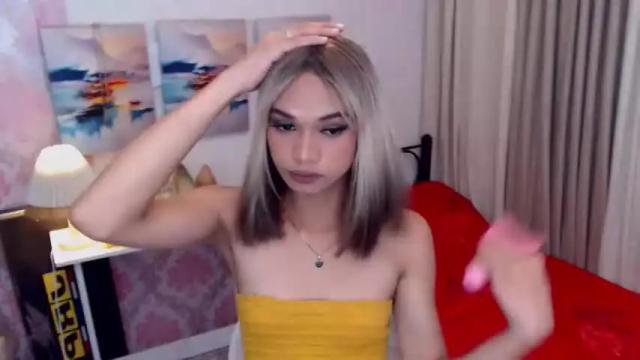Image 12 of unforgettable_julia Stream on Chaturbate on 15 months ago