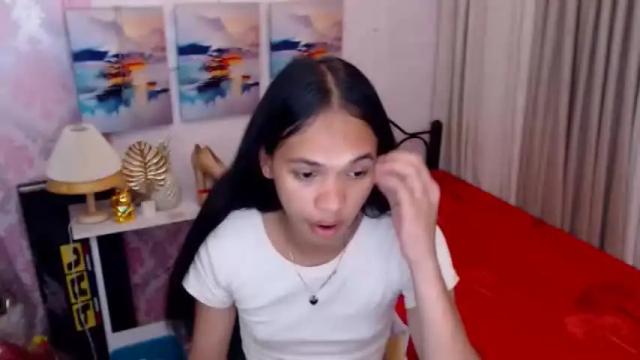 Image 2 of unforgettable_julia Stream on Chaturbate on 15 months ago