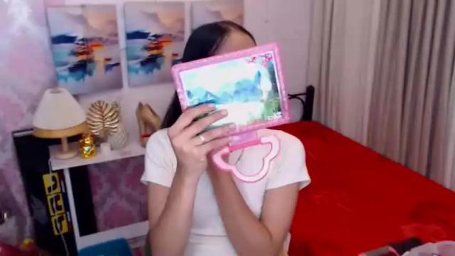 Image 3 of unforgettable_julia Stream on Chaturbate on 15 months ago