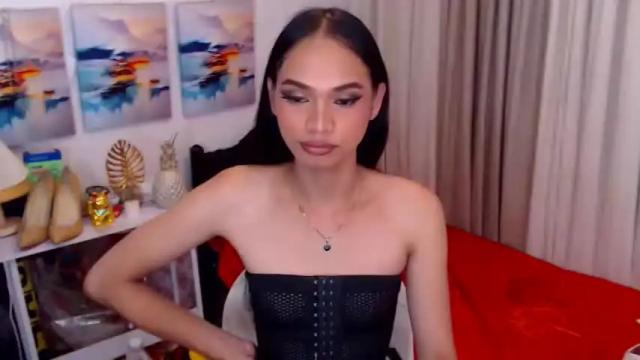 Image 10 of unforgettable_julia Stream on Chaturbate on 15 months ago
