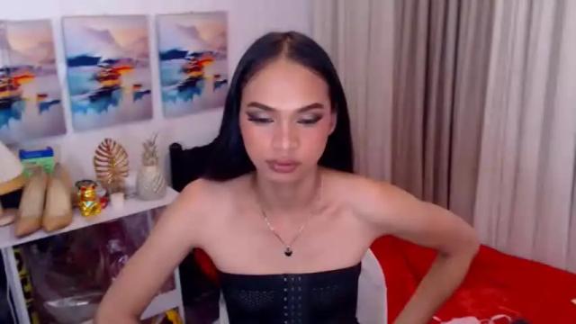Image 4 of unforgettable_julia Stream on Chaturbate on 15 months ago