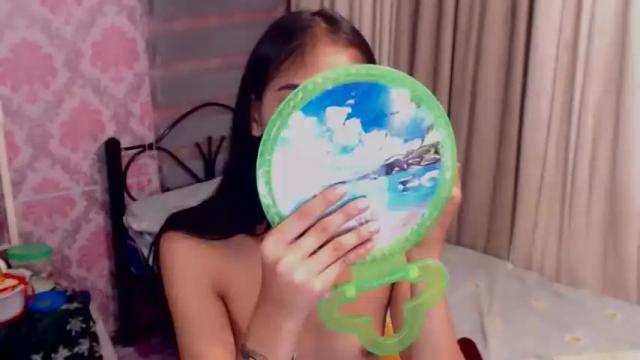 Image 2 of unforgettablefaira Stream on Chaturbate on 17 months ago