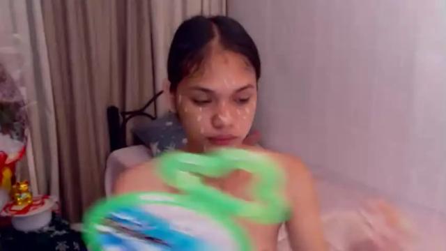 Image 2 of unforgettablefaira Stream on Chaturbate on 17 months ago