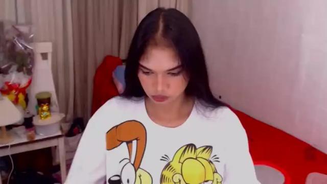 Image 12 of unforgettablefaira Stream on Chaturbate on 16 months ago