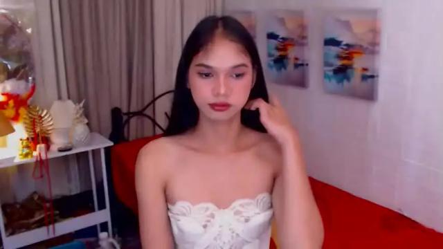 Image 2 of unforgettablefaira Stream on Chaturbate on 16 months ago