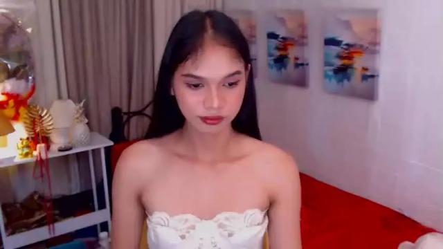 Image 3 of unforgettablefaira Stream on Chaturbate on 16 months ago