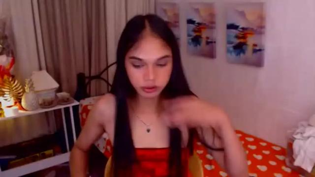 Image 12 of unforgettablefaira Stream on Chaturbate on 17 months ago