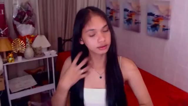 Image 10 of unforgettablefaira Stream on Chaturbate on 17 months ago