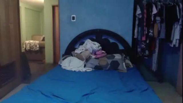 Image 4 of unicorn_glass Stream on Chaturbate on 20 months ago