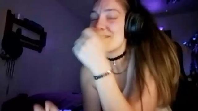 Thumbnail 2, unknownladymadonna's Stream at Chaturbate, 19 months ago