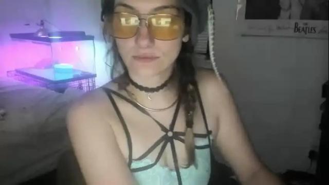 Thumbnail 1, unknownladymadonna's Stream at Chaturbate, 19 months ago