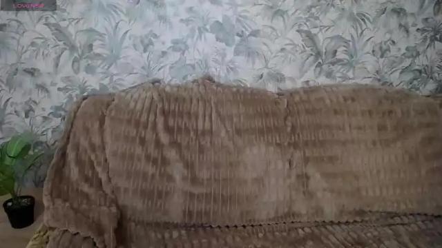 Image 2 of unusual_g Stream on Chaturbate on 17 months ago