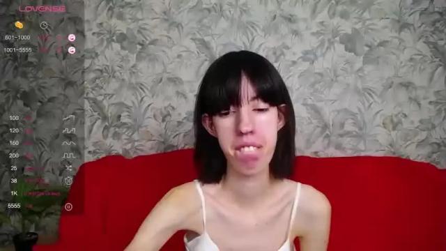 Image 2 of unusual_g Stream on Chaturbate on 15 months ago