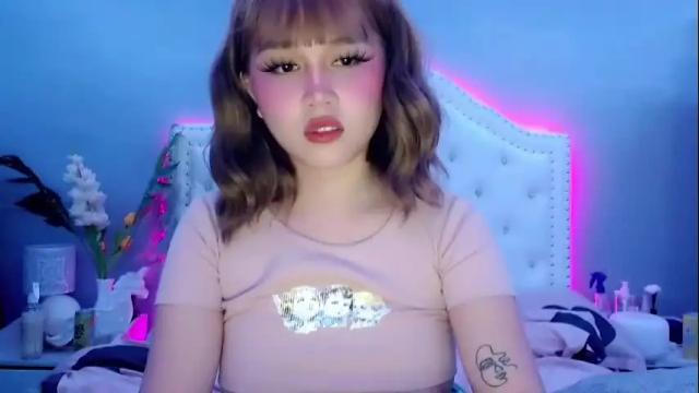 Image 6 of ur_asianbabygirl Stream on Chaturbate on 16 months ago