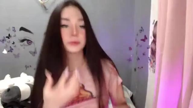 Image 4 of ur_babyalexa Stream on Chaturbate on 17 months ago