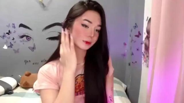Image 10 of ur_babyalexa Stream on Chaturbate on 17 months ago