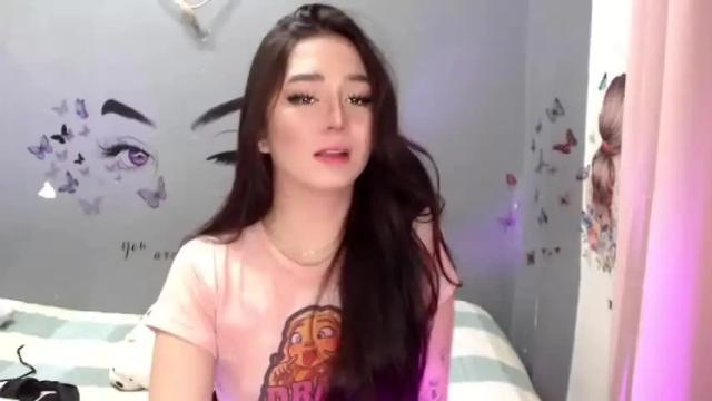 Image 10 of ur_babyalexa Stream on Chaturbate on 18 months ago