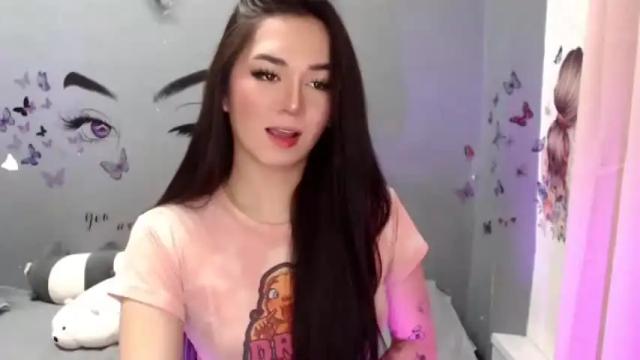 Image 10 of ur_babyalexa Stream on Chaturbate on 17 months ago