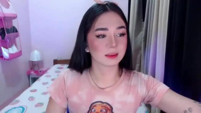 Image 11 of ur_babyalexa Stream on Chaturbate on 16 months ago