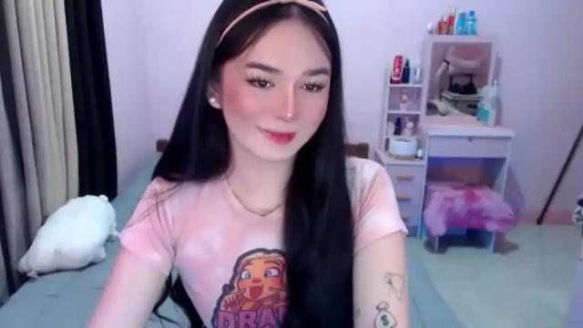 Image 6 of ur_babyalexa Stream on Chaturbate on 14 months ago
