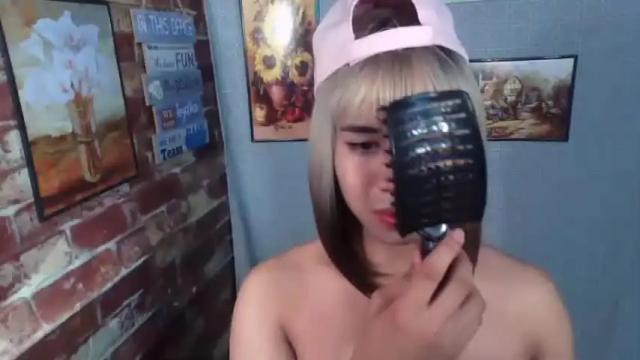 Image 12 of ur_cutiesthotasianxx Stream on Chaturbate on 19 months ago