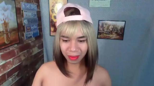 Image 2 of ur_cutiesthotasianxx Stream on Chaturbate on 19 months ago