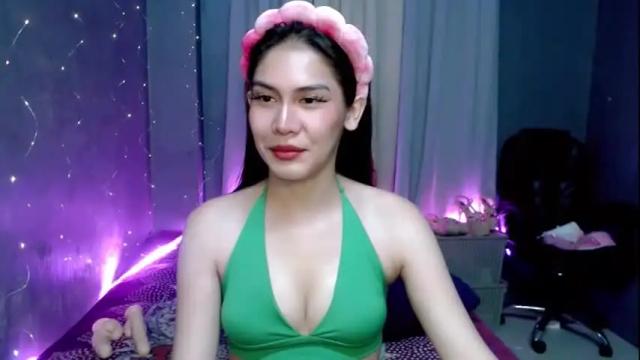 Image 11 of ur_ells_faaab Stream on Chaturbate on 3 months ago