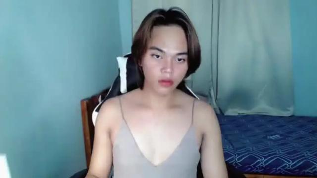 Image 3 of ur_hazel Stream on Chaturbate on 16 months ago