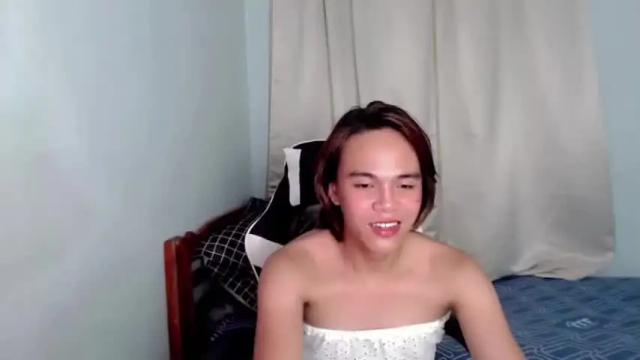 Image 12 of ur_hazel Stream on Chaturbate on 16 months ago
