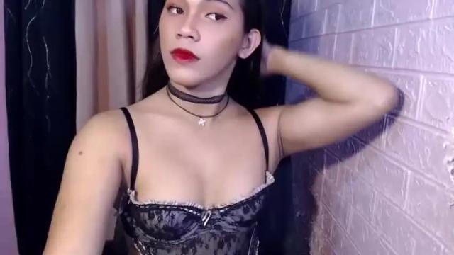 Image 3 of ur_hotfucking_ruby Stream on Chaturbate on 20 months ago