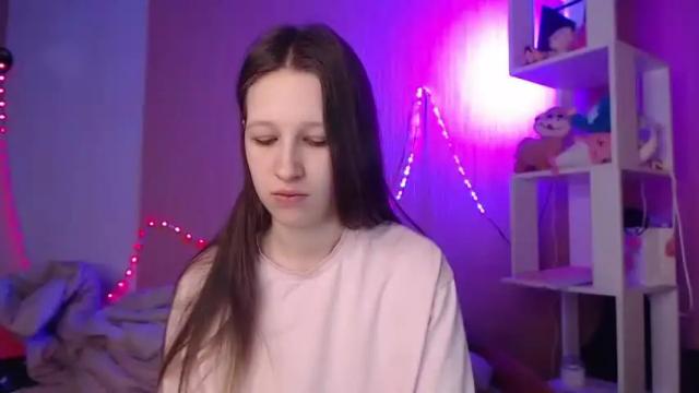 Image 3 of ur_kitty__ Stream on Chaturbate on 15 months ago