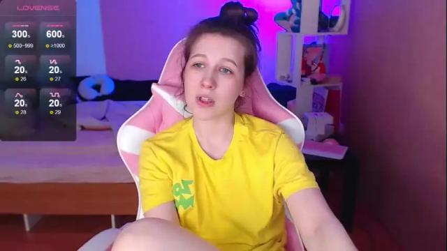 Image 3 of ur_kitty__ Stream on Chaturbate on 1 month ago