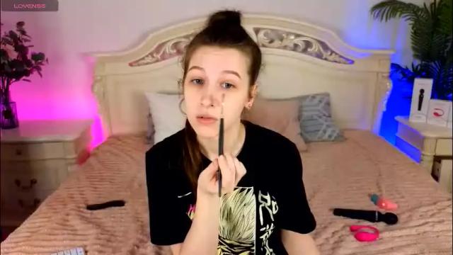 Image 6 of ur_kitty__ Stream on Chaturbate on 1 month ago