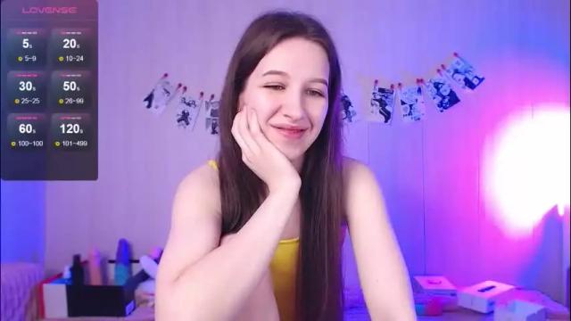 Image 7 of ur_kitty__ Stream on Chaturbate on 25 days ago