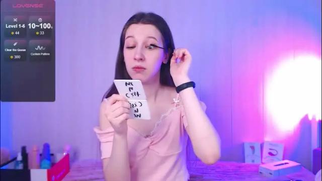 Image 7 of ur_kitty__ Stream on Chaturbate on 24 days ago