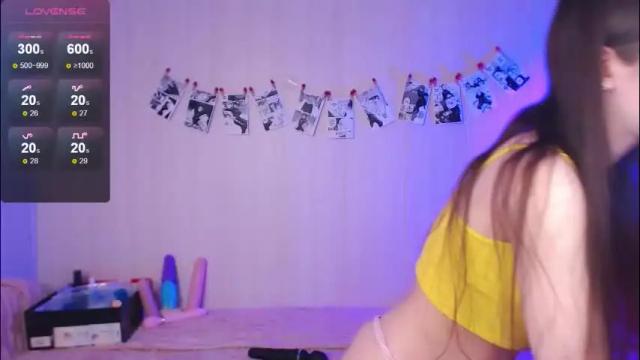 Image 10 of ur_kitty__ Stream on Chaturbate on 17 days ago