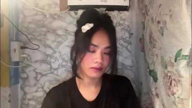 Image 11 of ur_sweet_atarah18 Stream on Chaturbate on 14 days ago