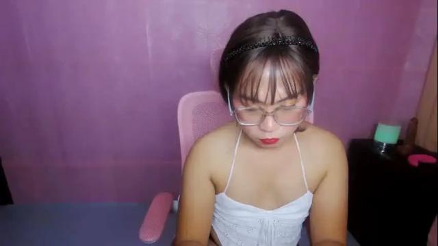 Image 7 of urasia_hotfucker Stream on Chaturbate on 3 months ago