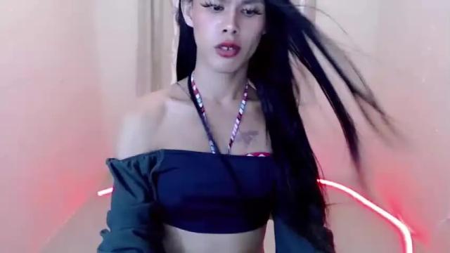 Image 10 of urasian_andrea Stream on Chaturbate on 16 months ago